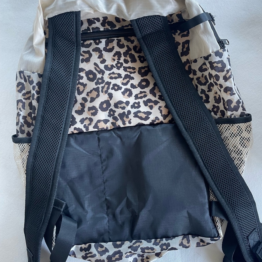 Leopard Backpack by APL - Picture 6 of 6